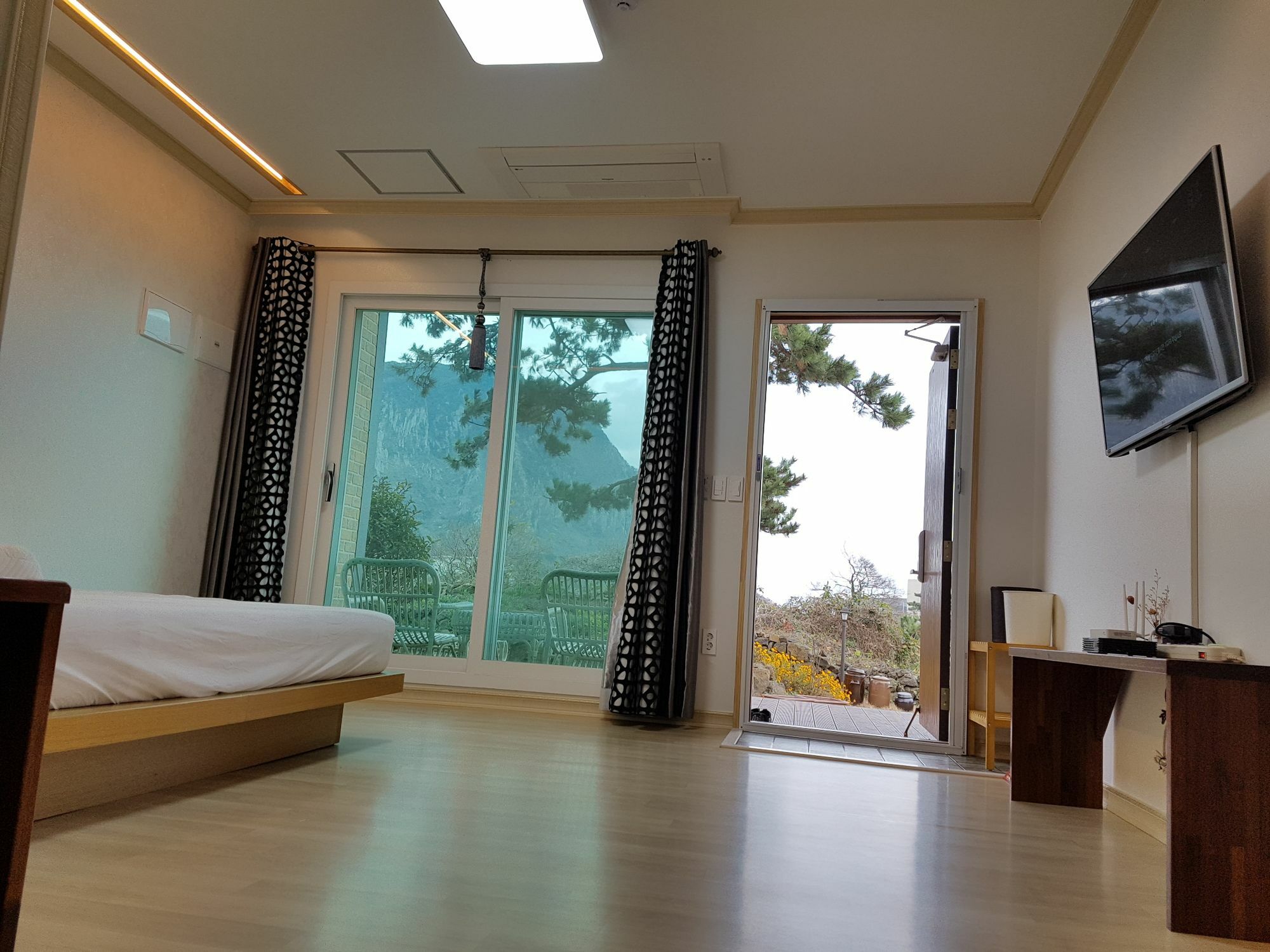 济州温德咖啡馆&度假屋 西归浦市 外观 照片